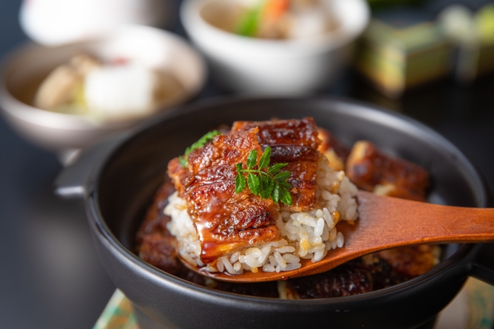 三陸産天然活あなごの「土鍋あなごひつまぶし」