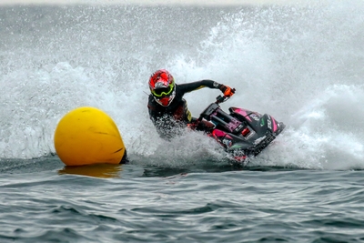 lQFD7T6o9R3XksClTcsY.jpg?w=940&h=940