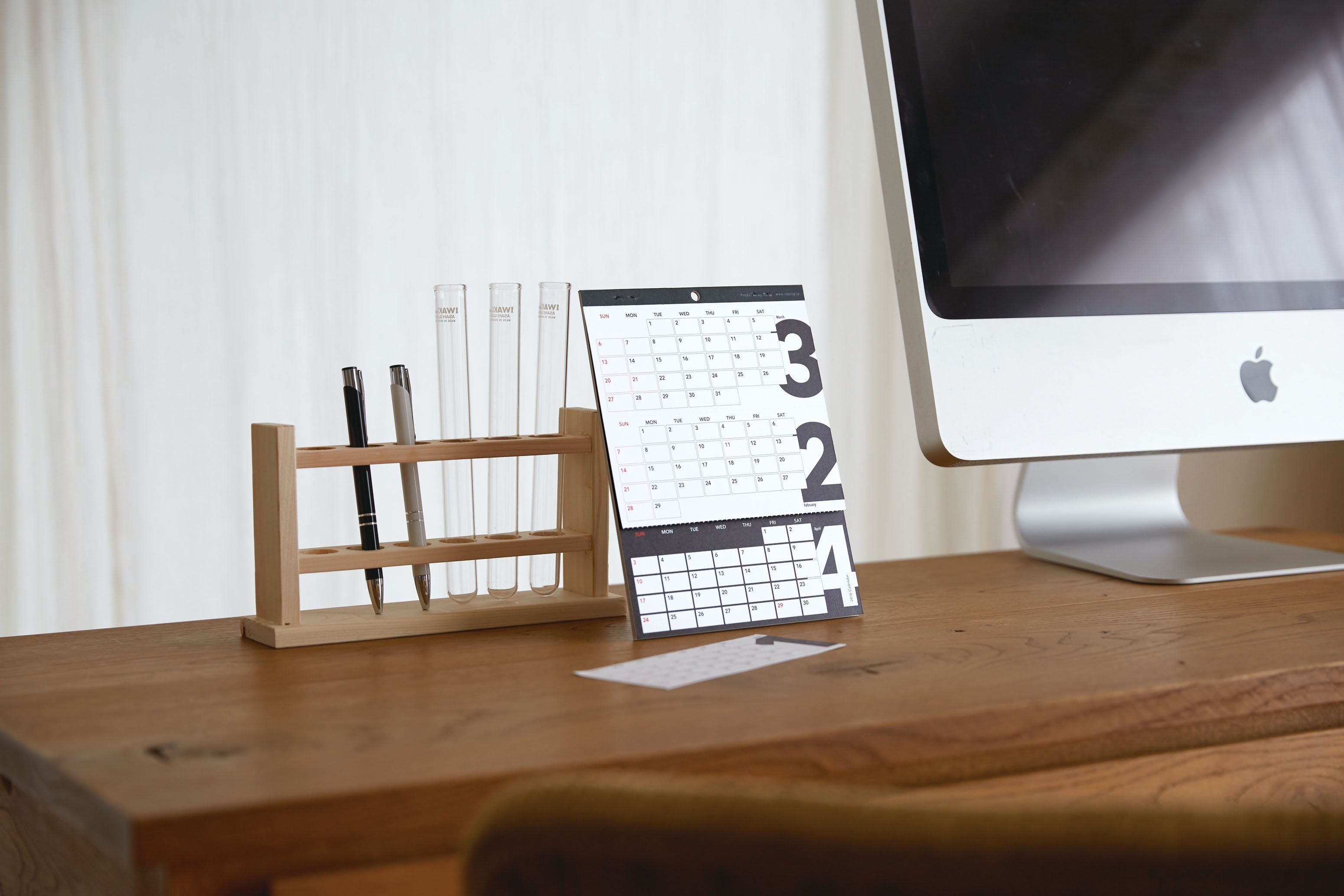 【リプラグ】3ヶ月カレンダー 3's Calendar(スリーズカレンダー)