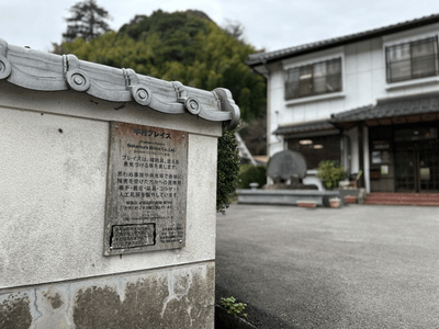 latBzukRS8qwwcsESD1O.png?w=940&h=940