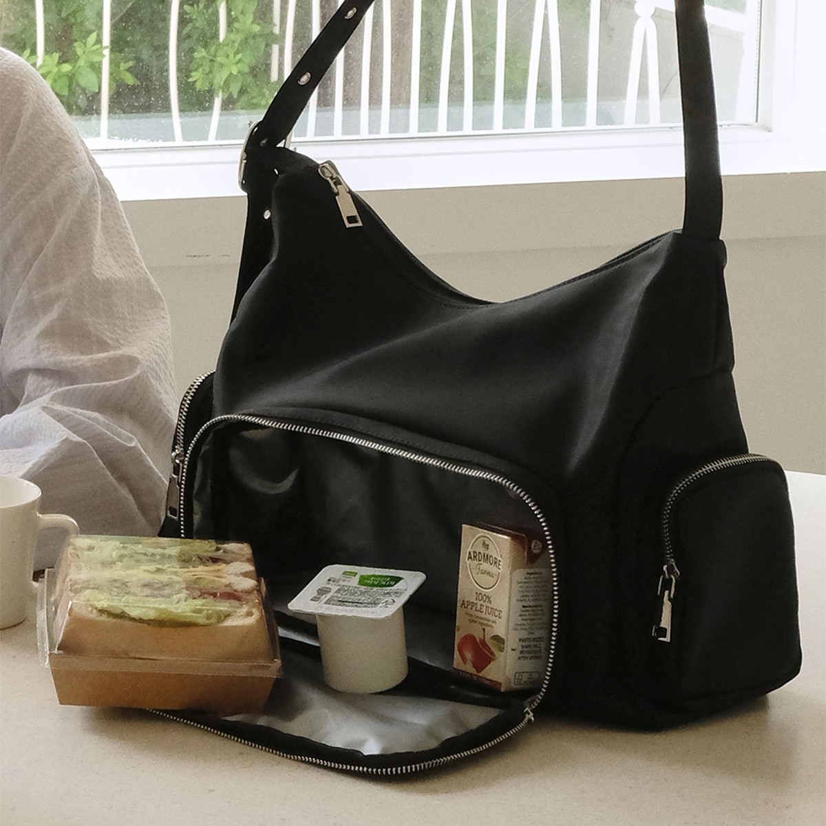 Artificial Cooler Bag