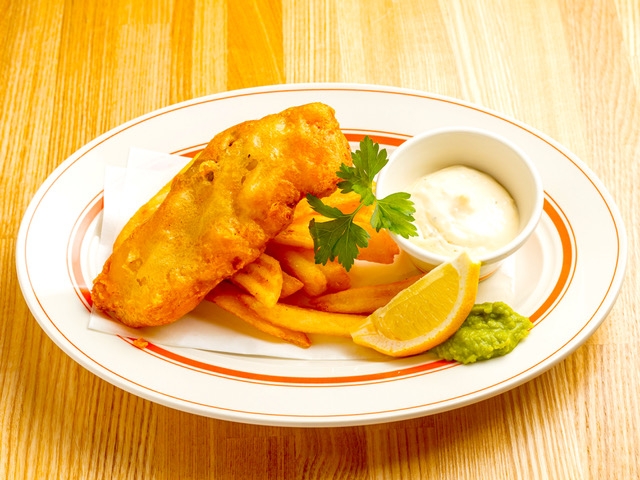 YELLOW APE CRAFT - The Bottle Shop & The Kitchen - フィッシュ&チップス(真たら&ポテト)