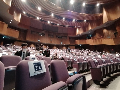 ln9kGhH8Y7aBkc3YJxVh.jpg?w=940&h=940