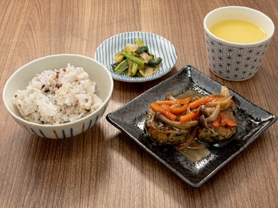 lngXerzh6JVsow3fF4dc.jpg?w=940&h=940