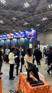 lo9C3QVxWL0BxhTwYV8k.jpeg?w=940&h=940