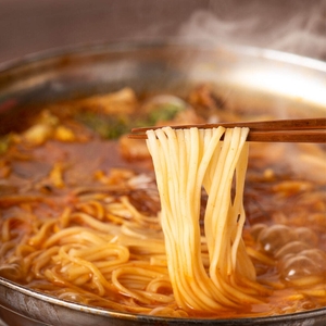 「旨辛辣鍋つゆ」はラーメンで〆