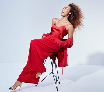 ltf7DKyYhXJoPH75DhV5.jpeg?w=940&h=940