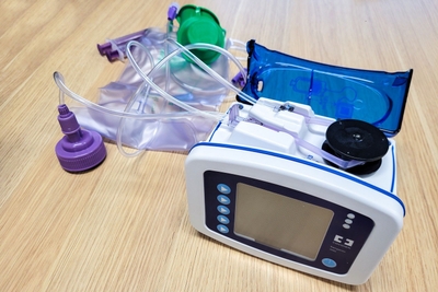 日本の経腸栄養装置市場