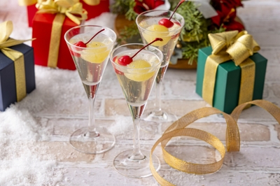 lwtXvl2sqFtYTxtUD6uF.jpg?w=940&h=940