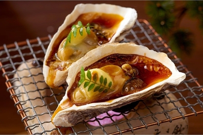 lwxHJ5KPbBjXgSObF4pE.jpg?w=940&h=940