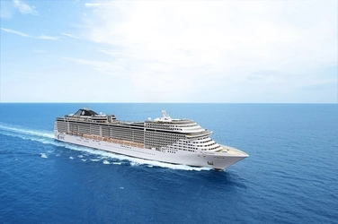 お子さま3・4人目代金無料!!　8泊9日・148,000円より ［横浜港発着］2018年夏『MSCスプレンディダ』をチャーター！ 夏休み！熊野大花火と沖縄・南西諸島・台湾クルーズ9日間