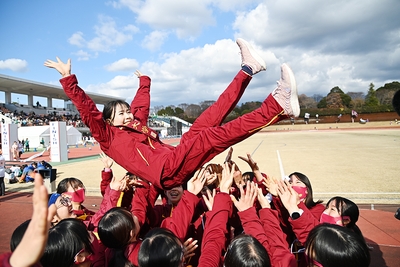 m2SQqNYOpY8Yube6xvKx.jpg?w=940&h=940