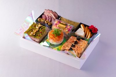 m2cP01OQ751NkMb6dNDV.jpg?w=940&h=940