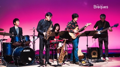 m8UItXwiYwJf1CcCrUS5.jpg?w=940&h=940