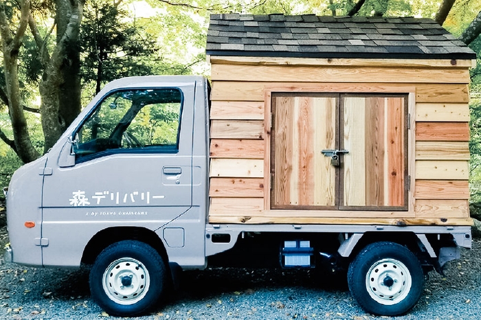 木材でつくれたカッコかわいい軽トラックでデリバリー!