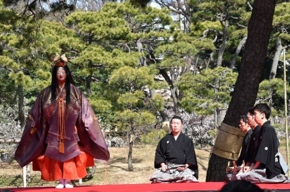 過去の「宝生流能楽公演」の様子