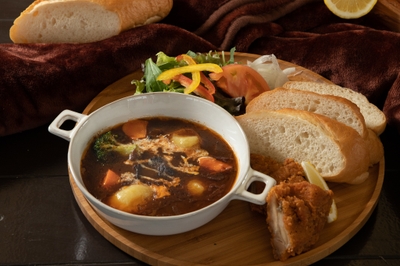 mIW30Z67PR8dsoLUUPb5.jpg?w=940&h=940