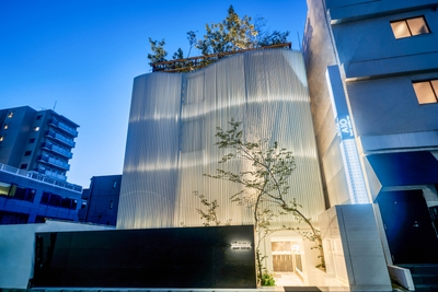 mIyiY7zOG46UFyc0RtQ9.jpg?w=940&h=940