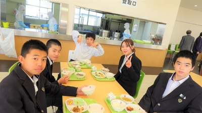 mJ3ceSpYyr4XH4C5LkkB.jpg?w=940&h=940