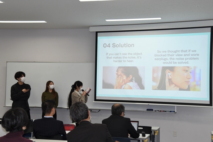 ネパール組は5チームが発表