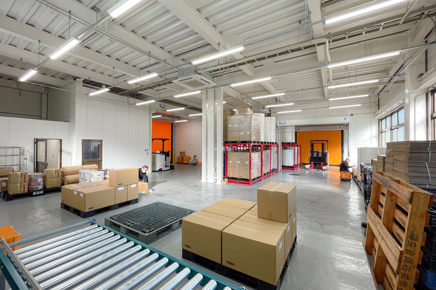 上野原工場1階エリア