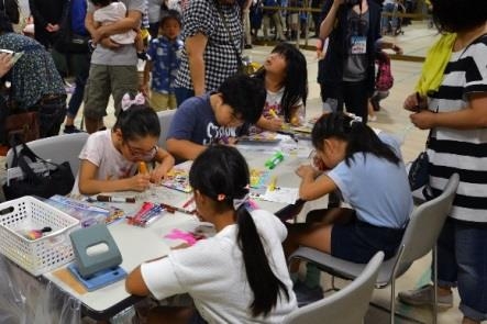 サイエンスモール in 飯塚 2017「科学ひろば」 産業理工学部、近畿大学九州短期大学、附属福岡高校が実験ブースを出展