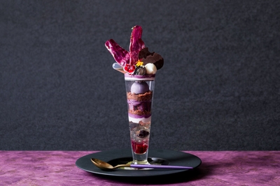 大人のご褒美パフェ～紫芋モンブラン～