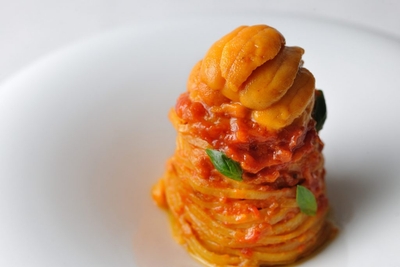 mWyyOw21Te0WdRFoVykq.jpg?w=940&h=940