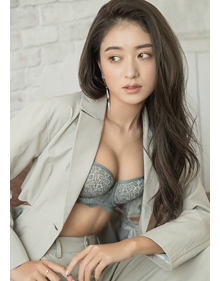 mY60MHdVba5WXMiyTCeK.jpg?w=940&h=940