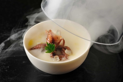 mYDdQIYkhjM2jqd9IU7d.jpg?w=940&h=940