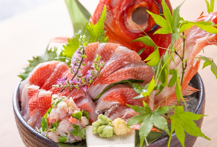 「金目鯛のお造り」3,278円