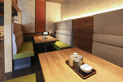 離れテーブル席も6名様掛け×5卓