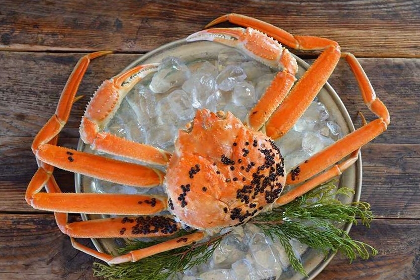 訳アリ足取れ『蒸風呂松葉ガニ①』(1匹/生原体600-700g 前後 ):12,290 円(税込)