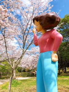 mbeGjkcqEIForekOopU2.jpg?w=940&h=940