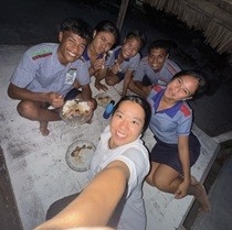 mkMCw802TlRINjlClUaM.jpeg?w=940&h=940