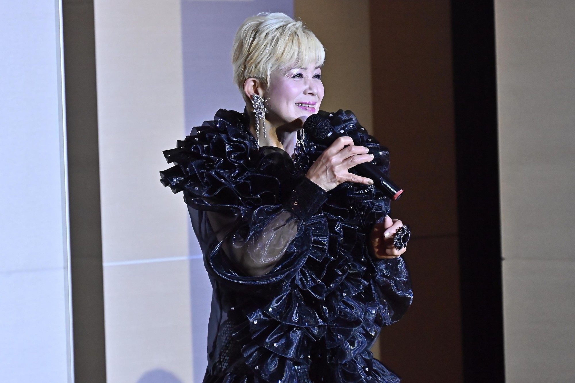 80万枚の大ヒット曲「愛するってこわい」から半世紀。今年77歳となる“じゅん＆ネネ”のJun。
ソロ・シングルのリリースを記念しリリースパーティーを開催！大成功！！
