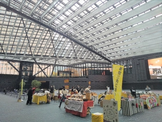 新宿三角広場マルシェ開催!4/21(水)22(木)23(金)出店してみたい方を募集中!