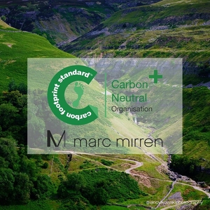 mnLyIE5QIs72s2117a22.jpg?w=940&h=940