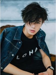 mnNTbs6Z2CzoAhbidism.jpg?w=940&h=940