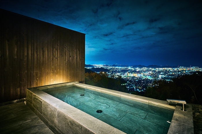 露天風呂 夜景