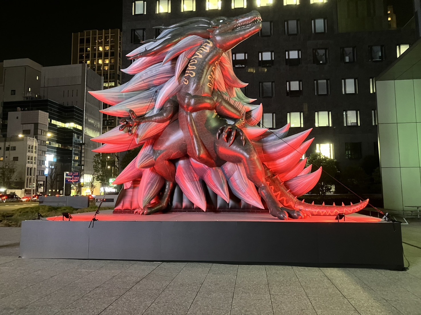 ニジゲンノモリに最恐『ショウグン』出現！6mバルーン