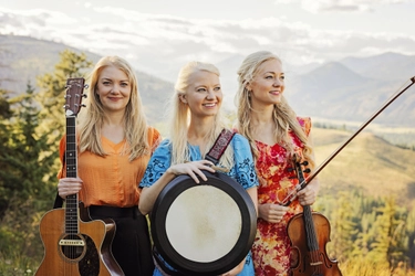 弾いて・歌って・踊れるケルティック・ミュージック三姉妹 「ザ・ゴサード・シスターズ」再来日ツアー決定！