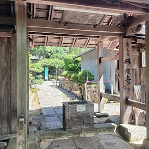 n91eSgGyYxa8poDFAlJt.jpg?w=940&h=940
