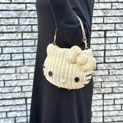 編集部がびっくりした、文庫革の上品さと優美な吉祥の花柄。ハローキティ、浅草文庫の特別な長財布。数点だけ再入荷枠です。