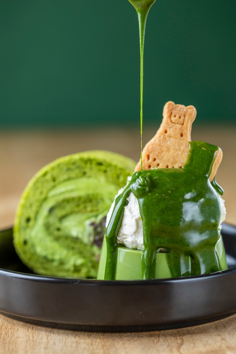 抹茶プリンとロールケーキ 1,050円