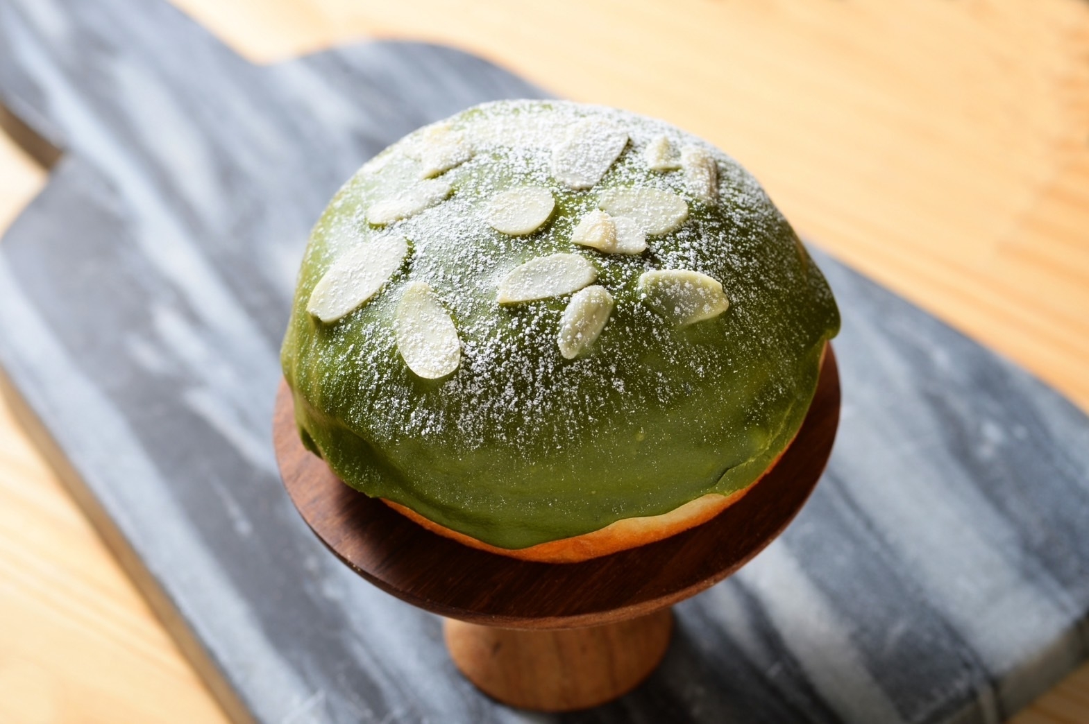 店舗限定「濃厚抹茶グレーズ」