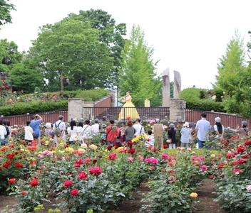 ローズコンサート（昨年度の様子）