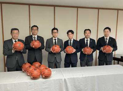 nMHoIA3VdgrVgvtrCvyO.png?w=940&h=940