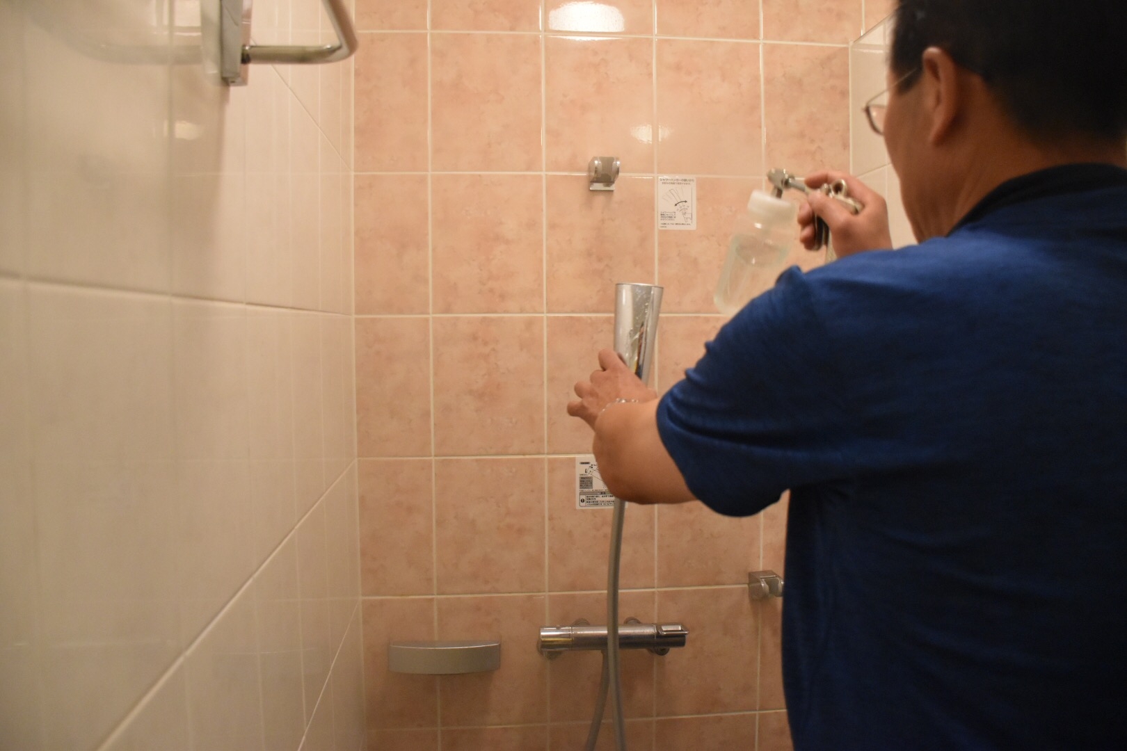 ロッカールーム内 各所を抗菌加工しております