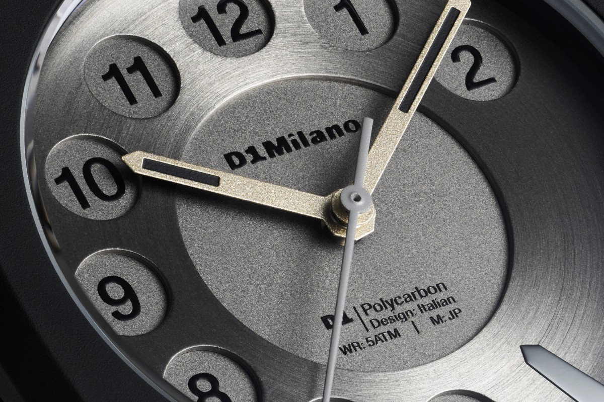 ダイヤルを回す、あの“電話”を腕時計に。 D1 Milano、「電信電話記念日」の10月23日（金）に “電話”をモチーフにした新作「RING RING」を発売。
